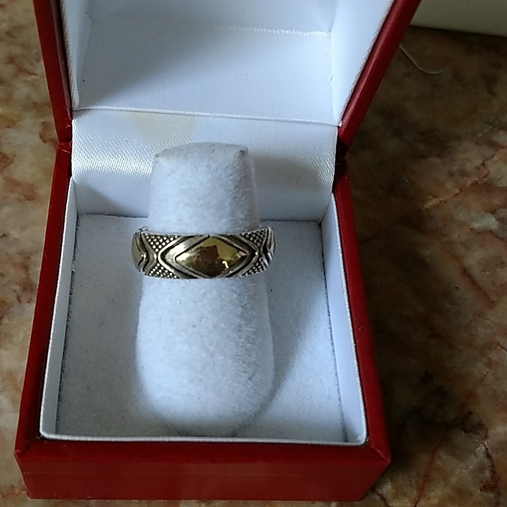 Sterling & 18k gold ring size 6